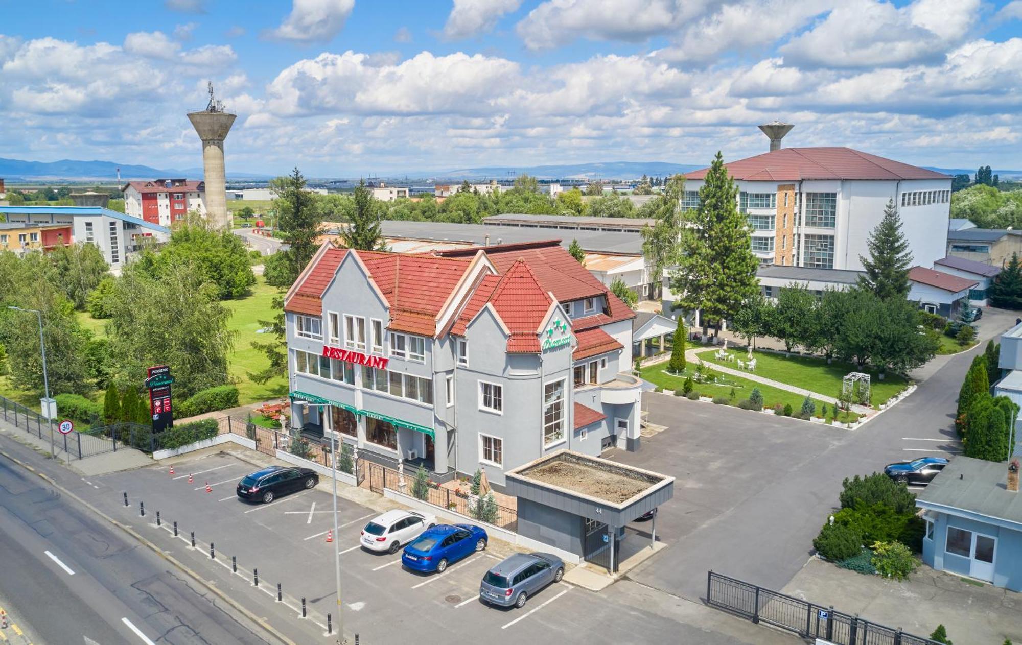 Pensiunea Diamant Ghimbav Екстериор снимка